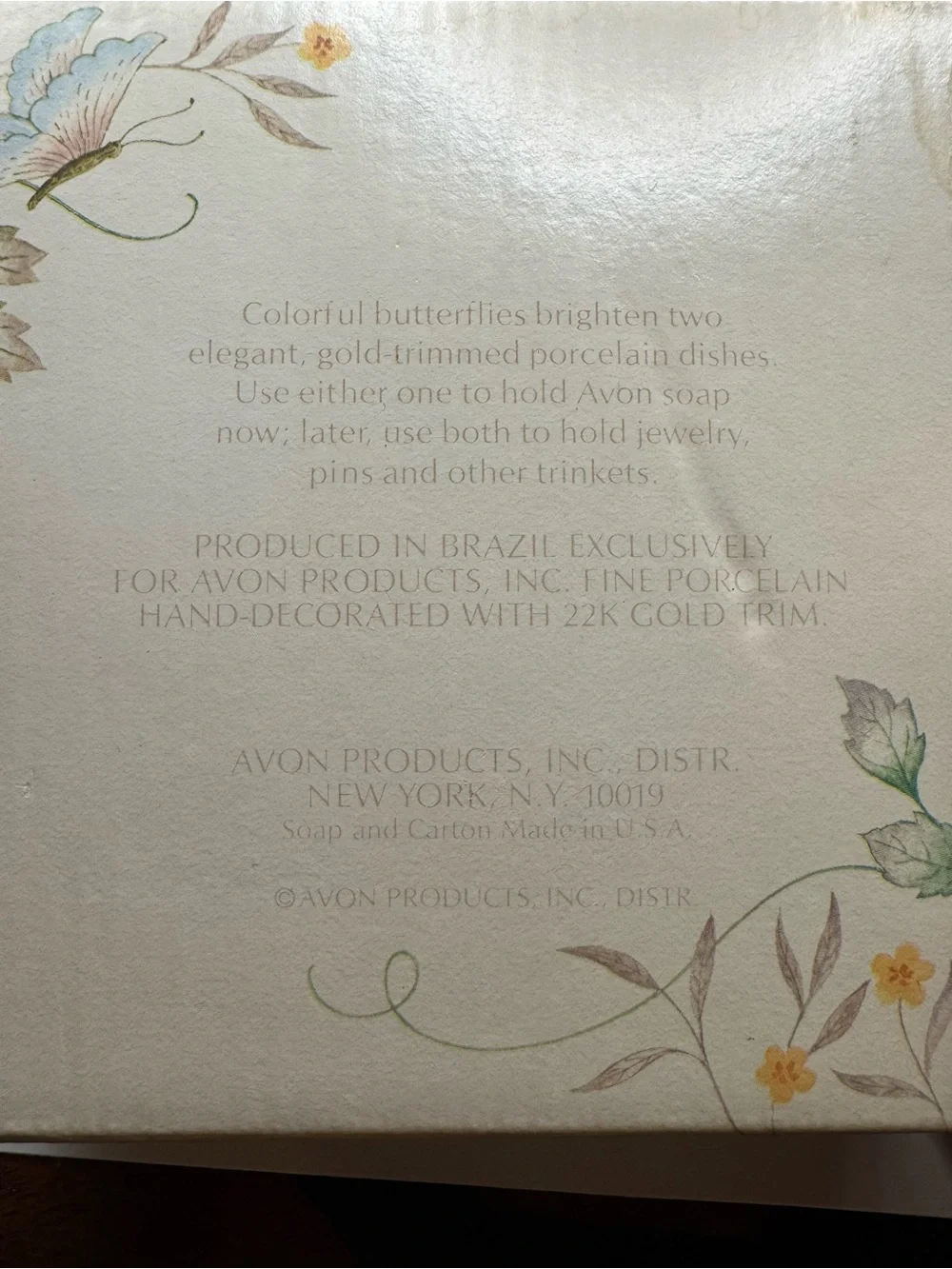 Avon “Butterfly Fantasy” porcelain plates & soap set, circa 1979 in original box